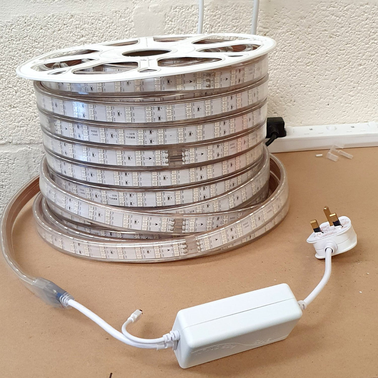 RGB LED Strip 5050 220V 240V 144LEDs/m IP65 Dimmable with Remote - UK LED Lights